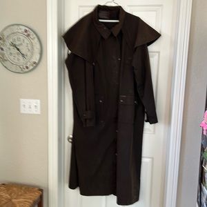 Men’s duster coat. Excellent used condition.